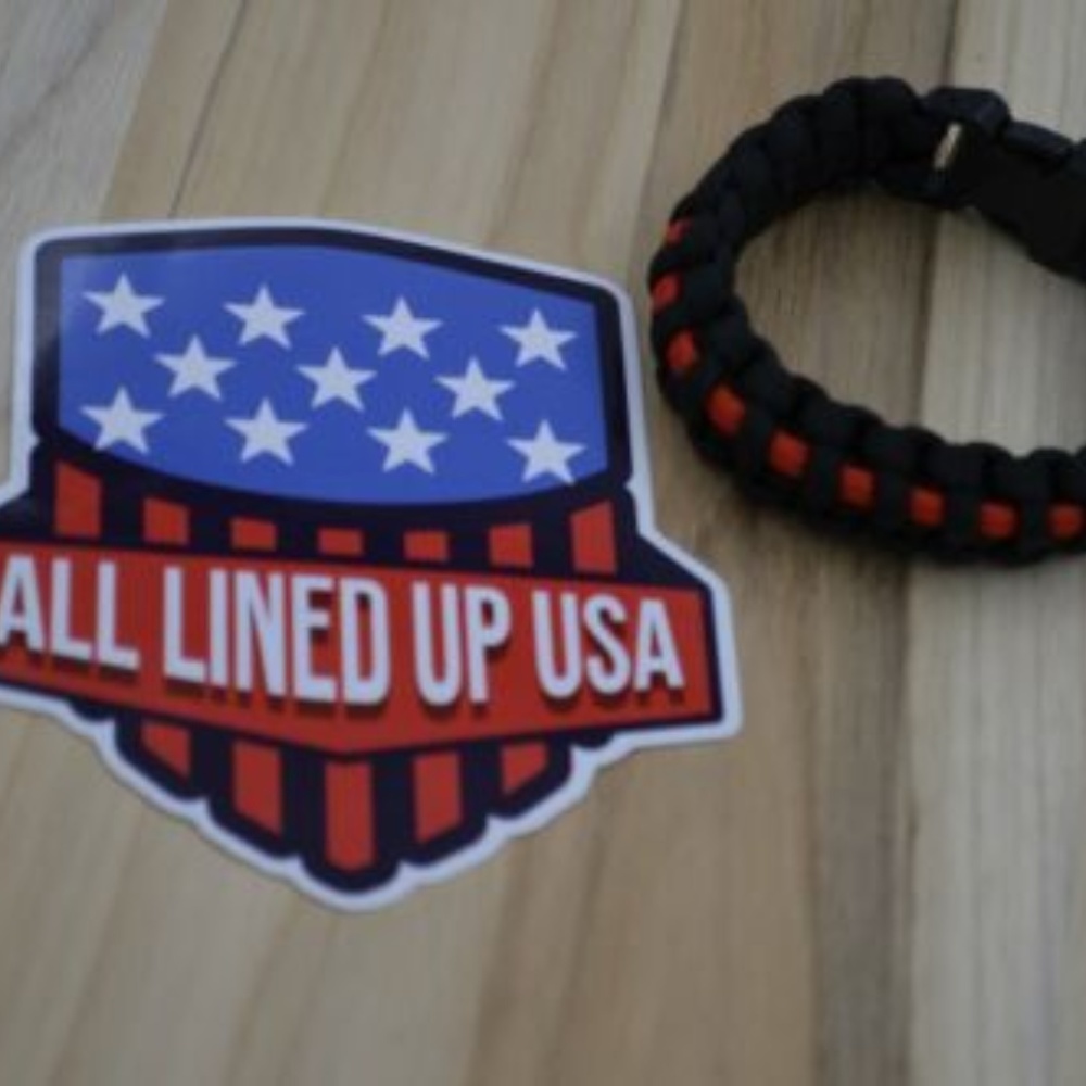 Thin Red Line Paracord Bracelet